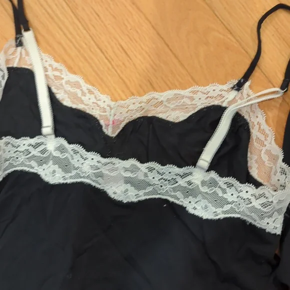 Victoria Secret size medium vintage pajamas - Picture 6 of 6